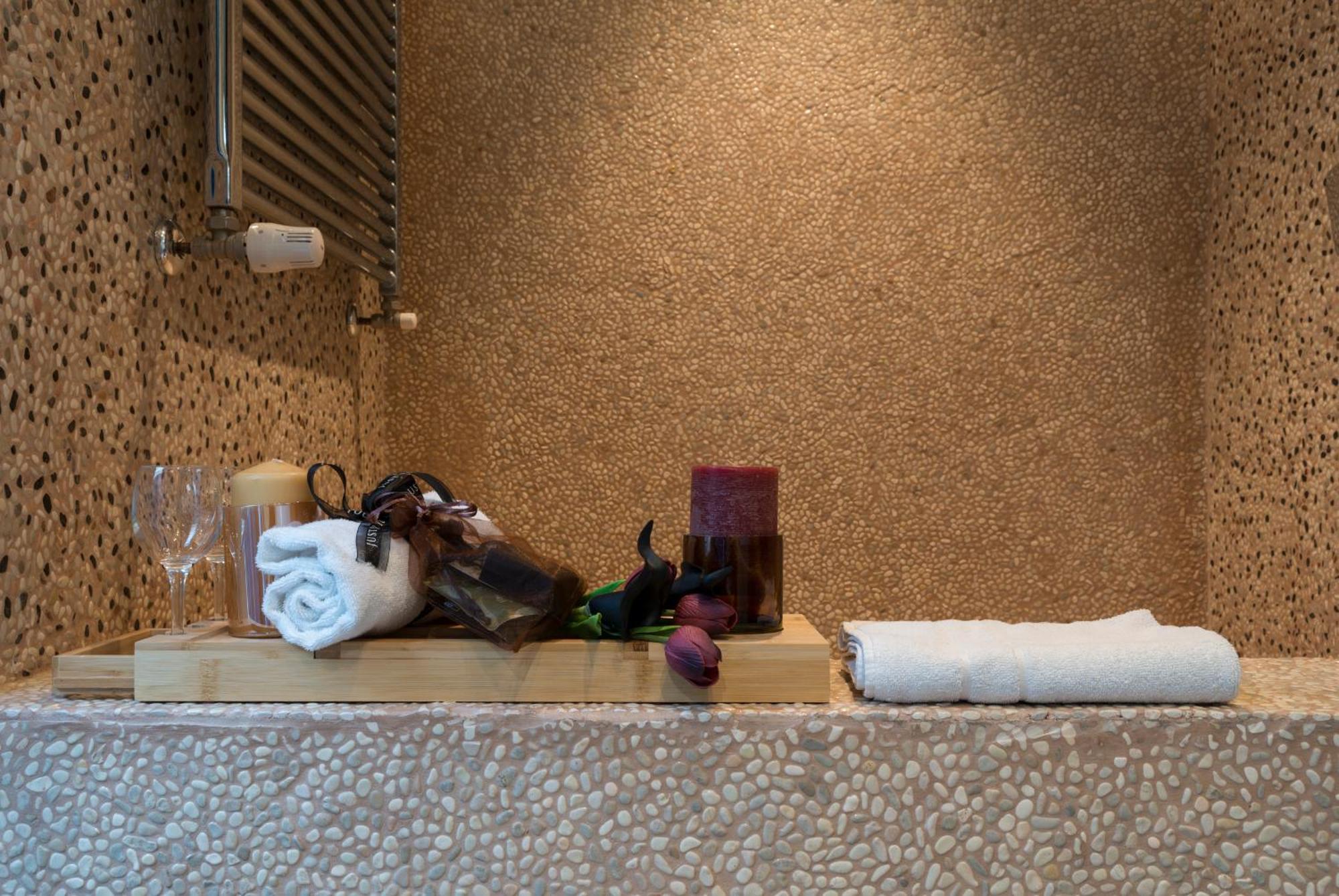 Luxury Piazza Di Spagna Escape With Terrace And Private Spa 罗马 外观 照片